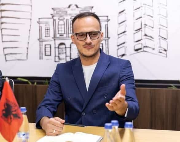 Njoftim për takim publik/ Kryetari Hyseni do ta prezantojë para qytetarëve raportin vjetor, më 20 dhjetor (14:00)